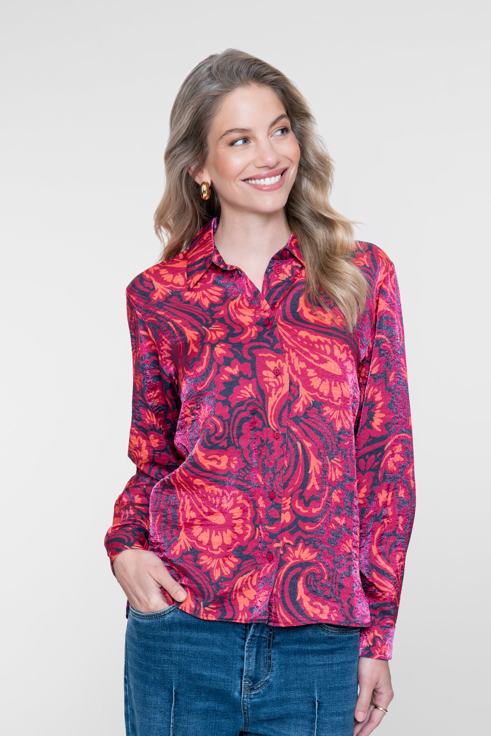 Geisha blouse met sierlijke print en glans