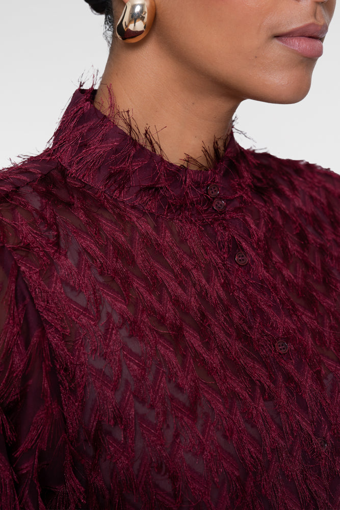 Geisha burgundy blouse met fringes