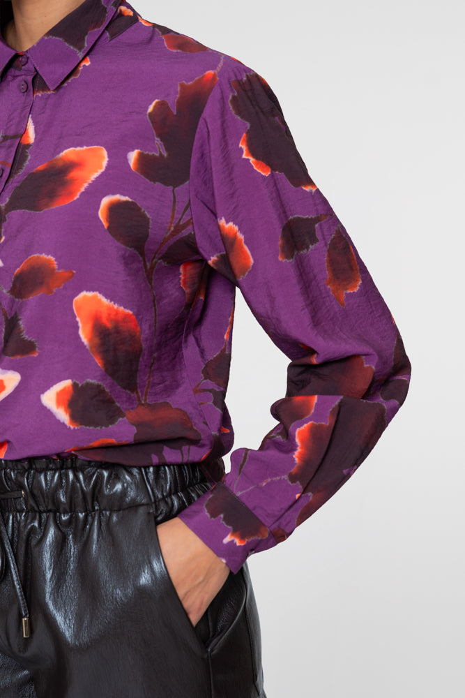 Geisha paarse blouse met abstracte bloemenprint