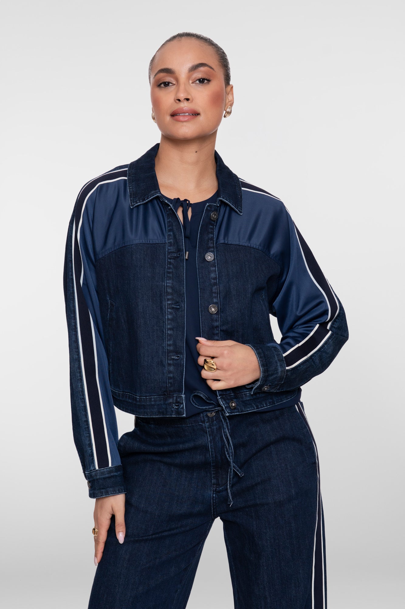 Track-inspired Tailoring.