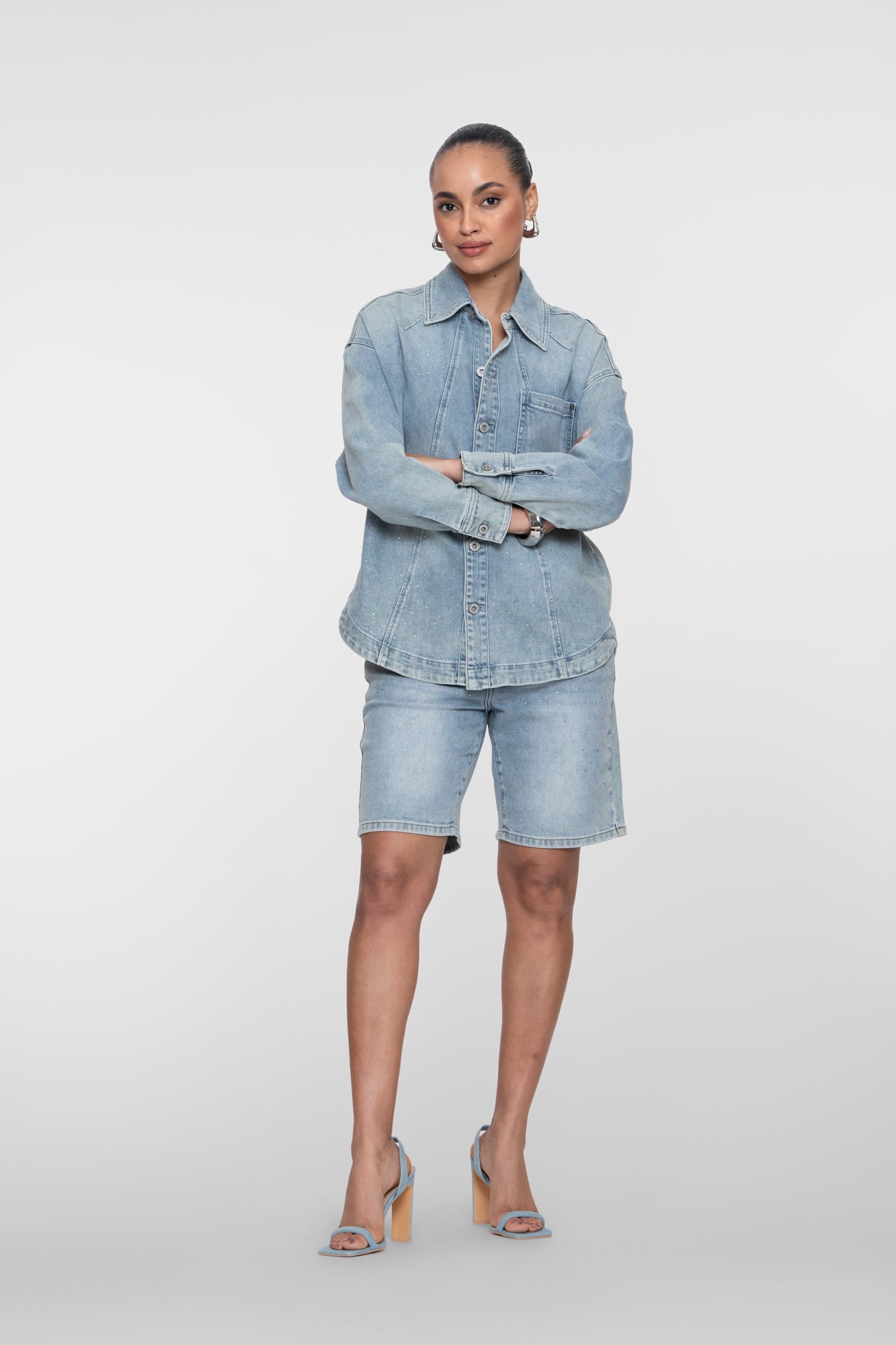 Geisha oversized denim blouse met rhinestones