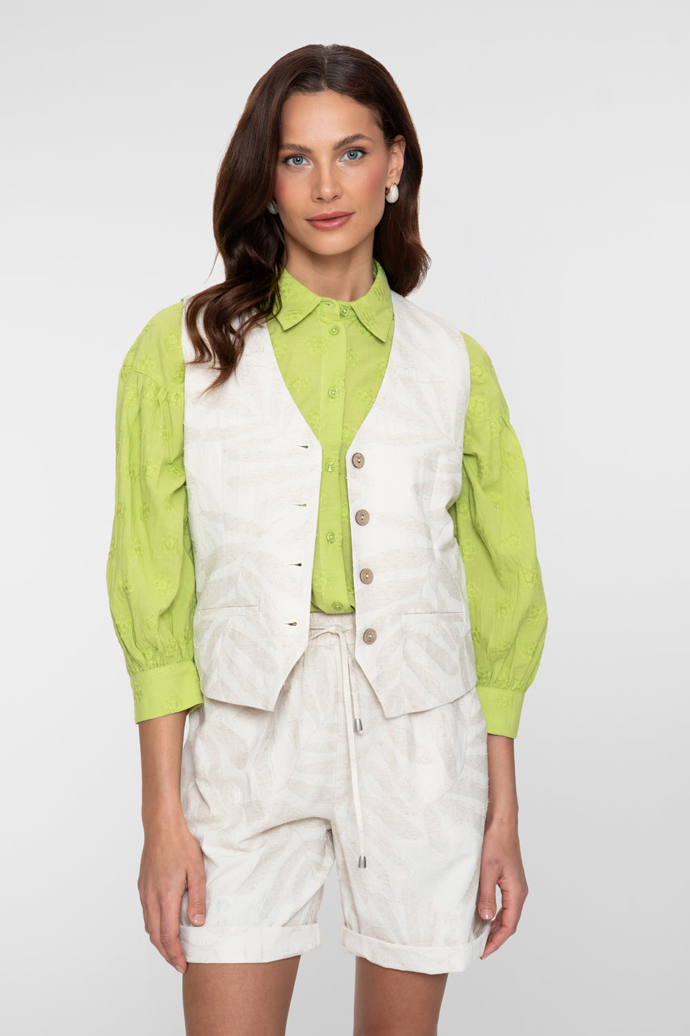 Geisha dames gilet jacquard ecru met knoopsluiting