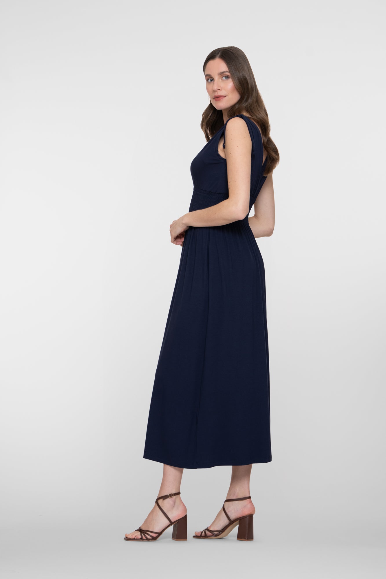 Geisha maxi jurk met overslag hals en gesmokte taille