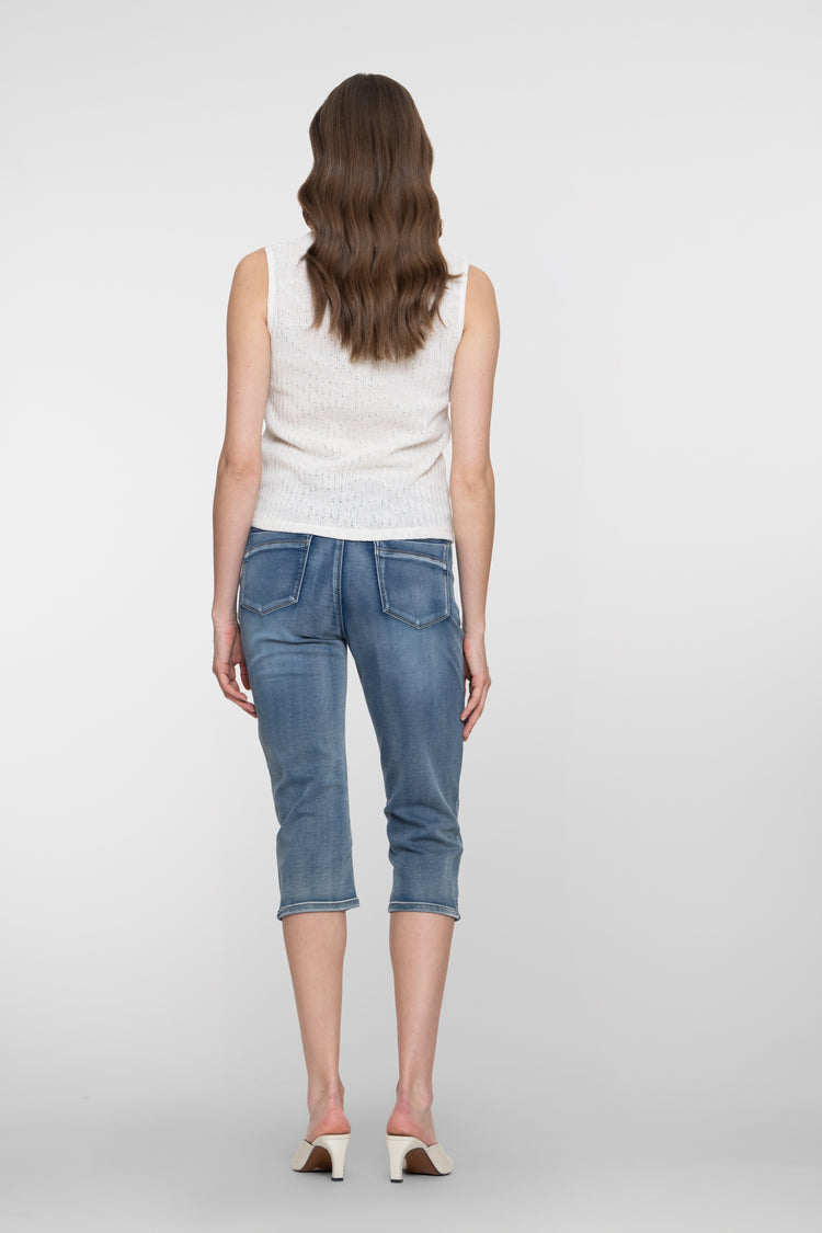 Geisha denim capri jeans mid blue denim