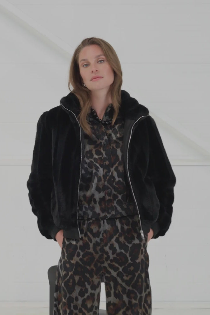 Geisha dames short faux fur jas